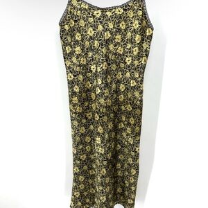Olga Black and Gold Floral Pencil Skirt